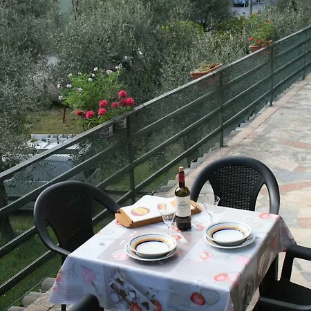La Terrazza Sugli Ulivi Villa Toscolano Maderno Exterior photo